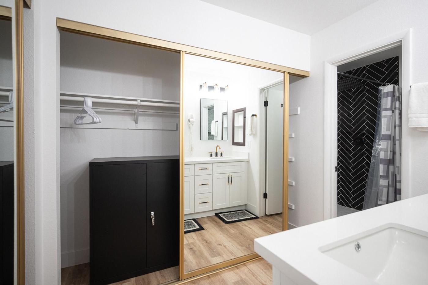 Luxury Retreat The Vegas Edition Las Vegas Bagian luar foto